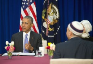 Обама выступает в мечети Балтимора 