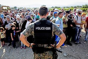 Мигранты из Сирии и других мусульманских стран создают Европе большие проблемы 