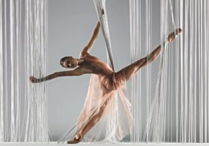 Adji-Cissoko-Alonzo-King-LINES-Ballet-©-RJ-Muna