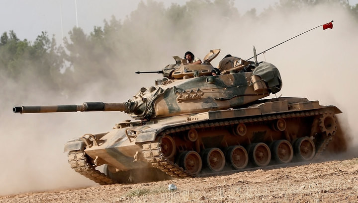 Турецкие танки воюют в Сирии уже не первый день 
