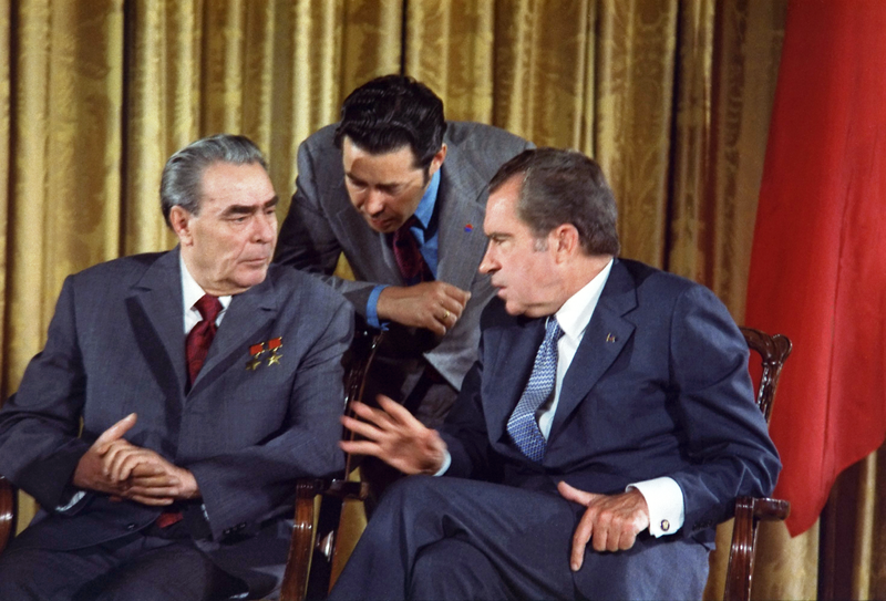 Беседа Р. Никсона с Л. Брежневым в Ялте 
