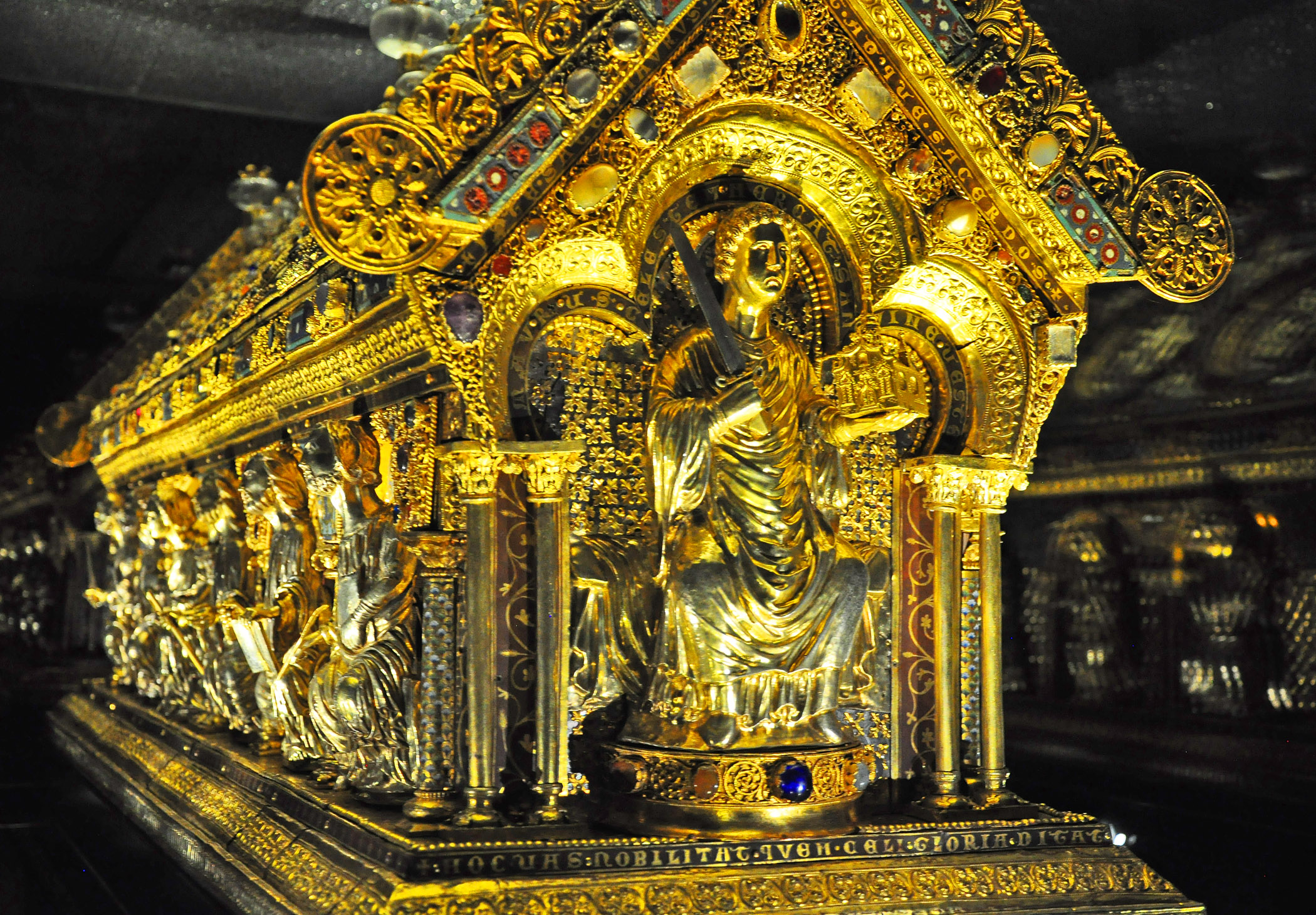 4. Reliquary of St Maurus