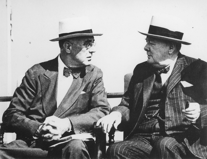 Франклин Делано Рузвельт и Уинстон Черчилль. 12 сентября 1944 г. Photo: Arthur Rothstein 