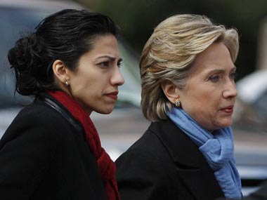 Huma-Abedin-and-Hillary-Cli