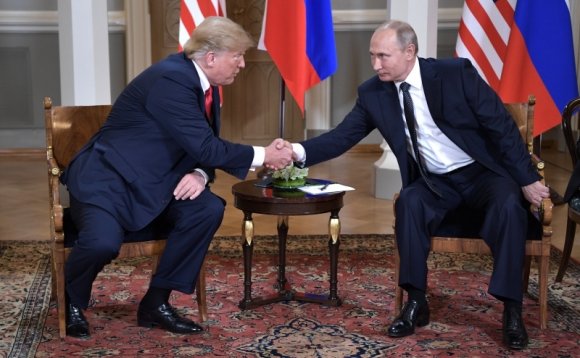Дональд Трамп и Владимир Путин на встрече в Хельсинки Photo: Kremlin.ru