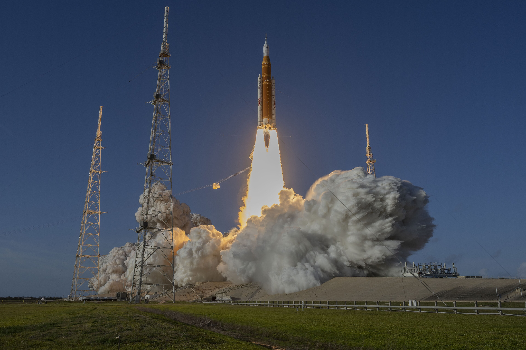 Artemis II: не возвращение на Луну, а запуск новой космической эпохи